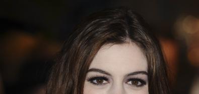 Anne Hathaway - Premiera Alicji w Krainie Czarów
